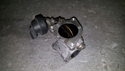 Throttle body Alfa Romeo 147 1.9 JTD 2004