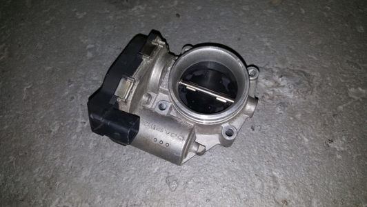 Throttle body BMW E87 116i 2008