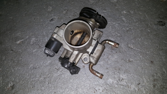 Gasklephuis Daewoo Lanos 1.3 2000