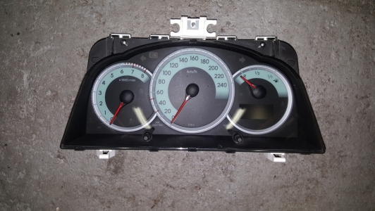 Instrumentenpaneel Toyota Corolla Verso 1.8 16v 2004