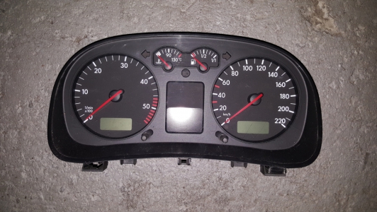 Instrumentenpaneel Volkswagen Golf 1.9 TDI 2001