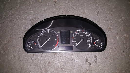 Instrumentenpaneel Peugeot 407 2.0 HDiF 2006