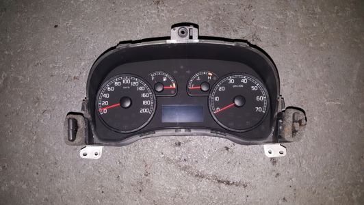 Compteur de vitesse Fiat Punto 1.4 16v 2003