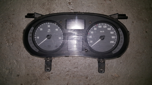 Instrumentenpaneel Opel Vivaro 2.0 CDTi 2008