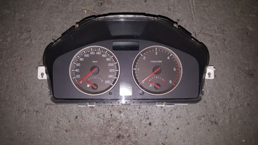 Speedometer Volvo V50 2.0 D 2006