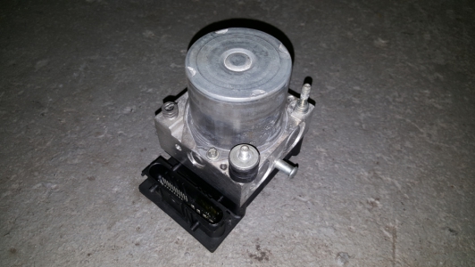 ABS-pomp Peugeot 307 1.6 16v 2006