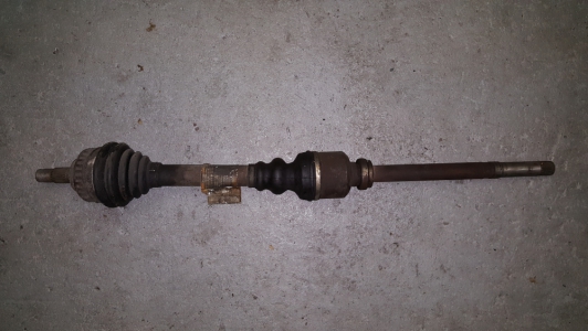 Arbre de différentiel Citroen Xsara Picasso 1.8 16v 2003 droit avant