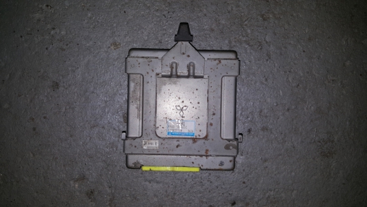 Engine management Mazda 626 1.8 16v 1995