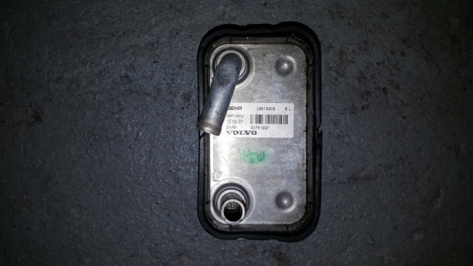 Oliekoeler Volvo C70 2.4 D5 2007
