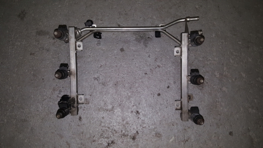 Galerij-injectie Audi A6 2.4 30v V6 1999