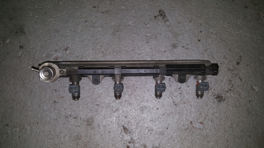 Galerij-injectie Volkswagen Golf 1.4 16v 2000