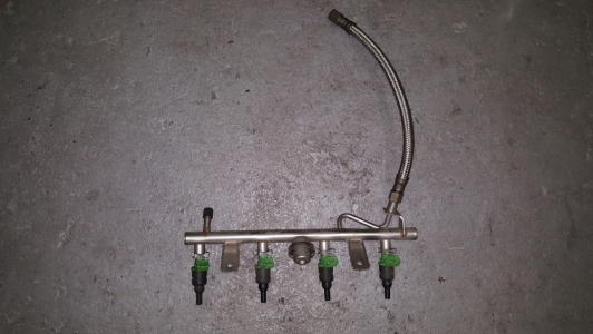 Galerij-injectie Mercedes-Benz W203 C230 kompressor 2004