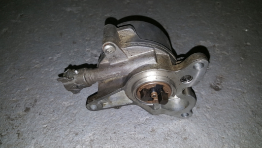 Vacuumpomp Renault Trafic 2.0 dCi 2009