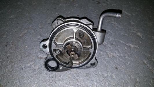 Vacuumpomp Toyota Yaris 1.4 D-4D 2006