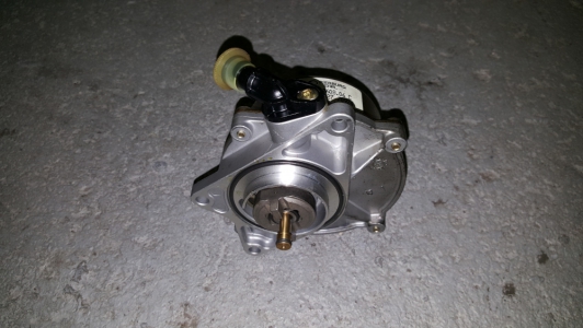 Vacuumpomp Audi A4 2.5 TDI V6 2002