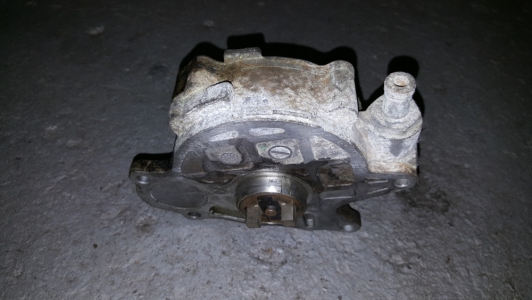 Vacuumpomp Audi A4 2.0 TDI 2009