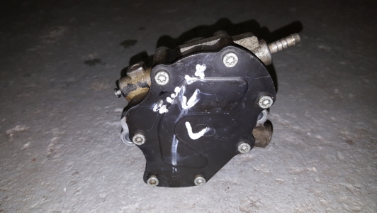 Dieselpomp Volkswagen Touareg 5.0 TDI V10 2005