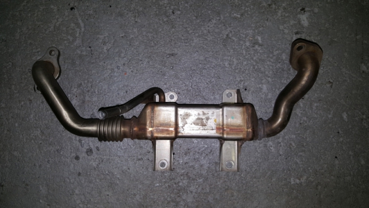 EGR-koeler Toyota Avensis 2.2 D-4D 2008