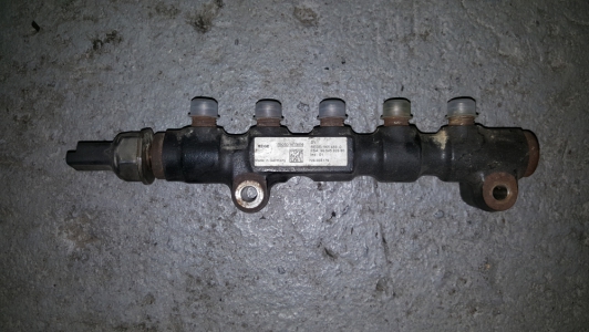 Distributeur de carburant Ford Fiesta 1.4 TDCi 2005