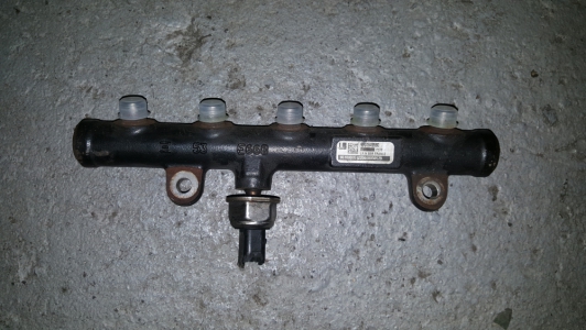 Distributeur de carburant Ford Focus 2.0 TDCi 2007