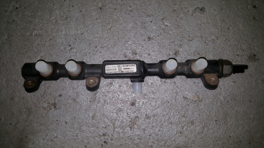 Distributeur de carburant Ford Mondeo 2.0 TDCi 2006