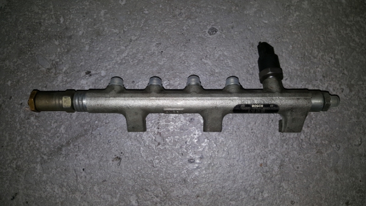 Distributeur de carburant Renault Espace 2.2 dCi 2004