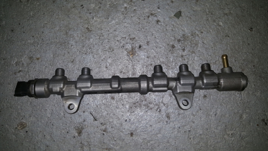 Distributeur de carburant Citroen Nemo 1.3 HDi 2010
