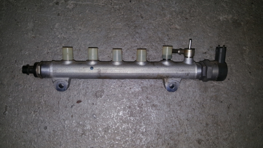 Distributeur de carburant Kia Cee'd 1.6 CRDi 2009