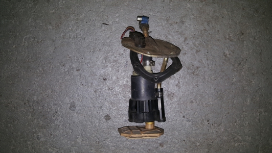 Opvoerpomp Opel Corsa 1.2 1994