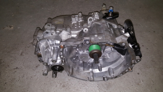 Versnellingsbak Volvo V40 1.9 D 2001