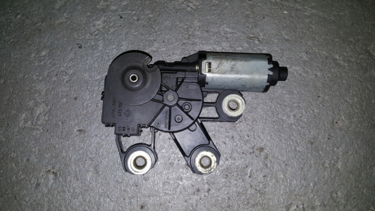 Ruitenwissermotor Volkswagen Touareg 2005 achterzijde