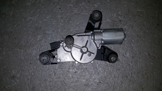 Ruitenwissermotor Mitsubishi Colt 2007 achterzijde