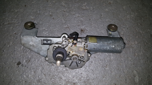 Ruitenwissermotor Volvo V40 2001 achterzijde
