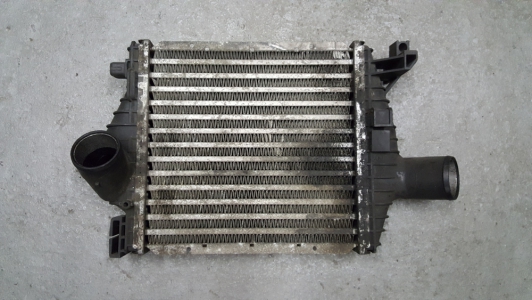 Intercooler Mercedes-Benz Vito 110 D 1998