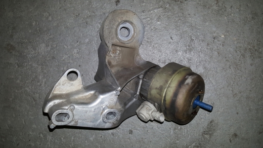 Motorsteun Audi A6 3.0 TDI V6 2006 rechts
