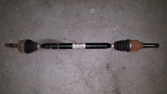 Arbre de différentiel Citroen C3 1.2 12v VTi 2014 droit avant