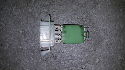 Kachelweerstand Volkswagen Golf airco 2008