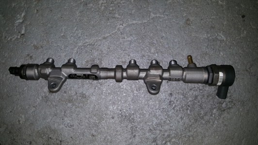 Distributeur de carburant Fiat Fiorino 1.3 Multijet 2008