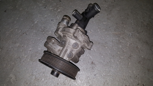 Waterpomp Ford Transit 2.4 TDCi 2007