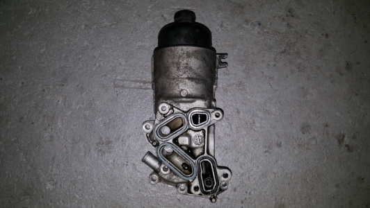 Support de filtre a huile Peugeot 307 1.6 HDi 2006