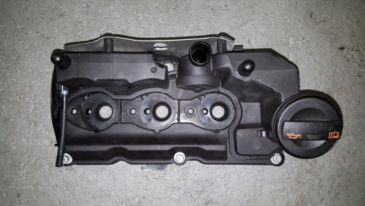 Cylinder head cover Seat Ibiza 1.2 TDI 2012