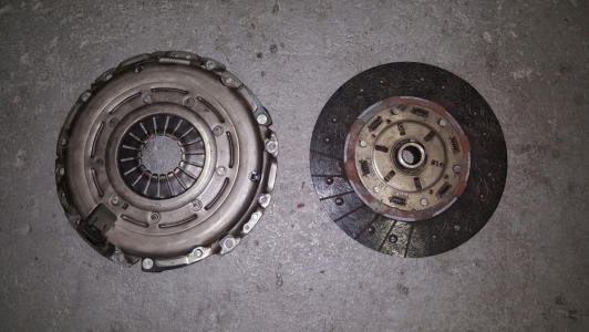 Drukgroep + koppelingsplaat Opel Zafira 1.7 CDTi 2010