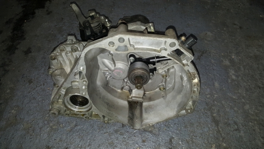 Versnellingsbak Nissan Micra 1.2 16v 2005