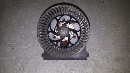 Kachelventilator Volkswagen Lupo 2001
