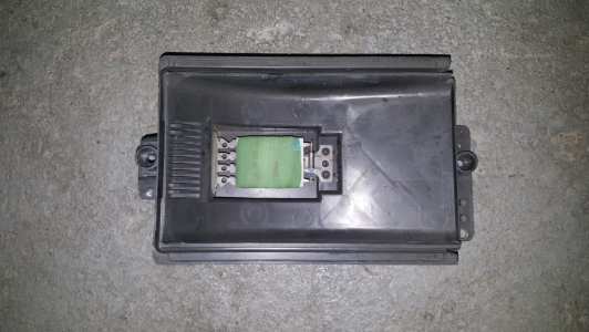 Kachelweerstand Volkswagen Golf 2001