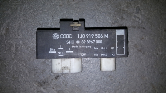Koelvin-relais Volkswagen Polo 1.4 16v 2006