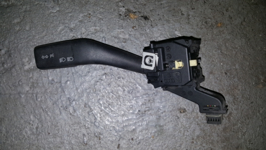 Interrupteur de clignotant Audi A3 2005