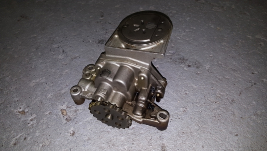Oliepomp Peugeot 206 1.4 16v 2004