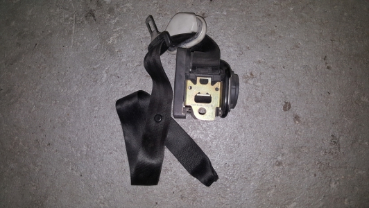 Gordelspanner Volkswagen Polo 2000 links-voor
