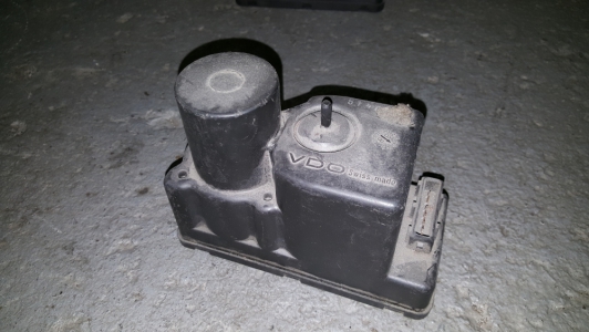Centrale vergrendelingspomp Audi 80 1988